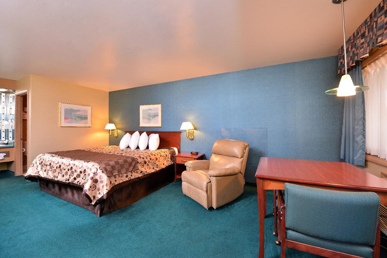 Americas Best Value Inn Phoenix Medford Финикс Экстерьер фото